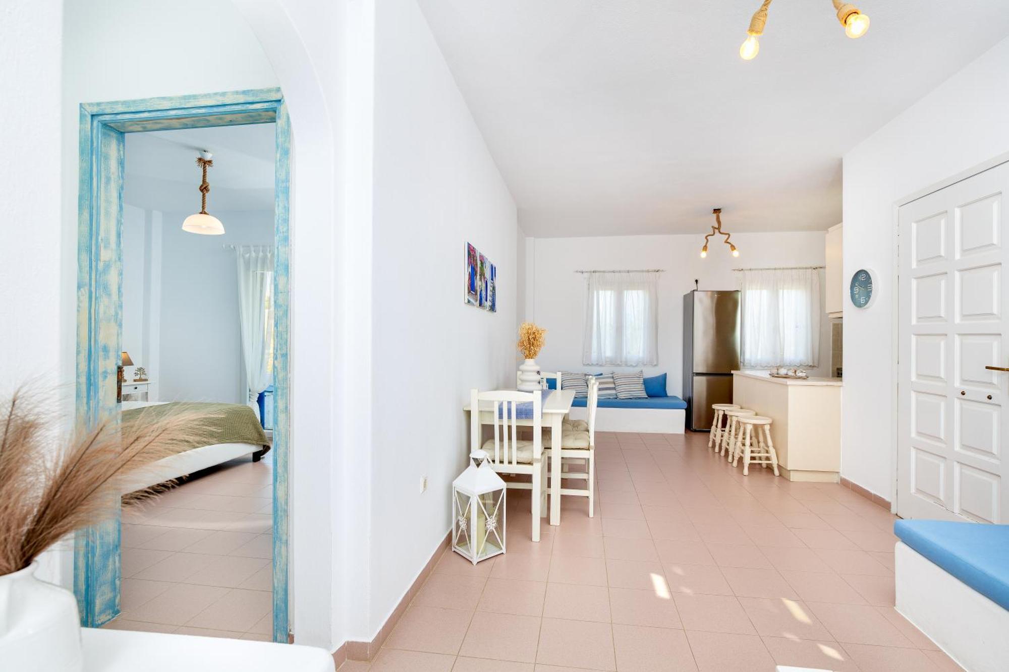 Chloe Home Piso Livadi Eksteriør billede